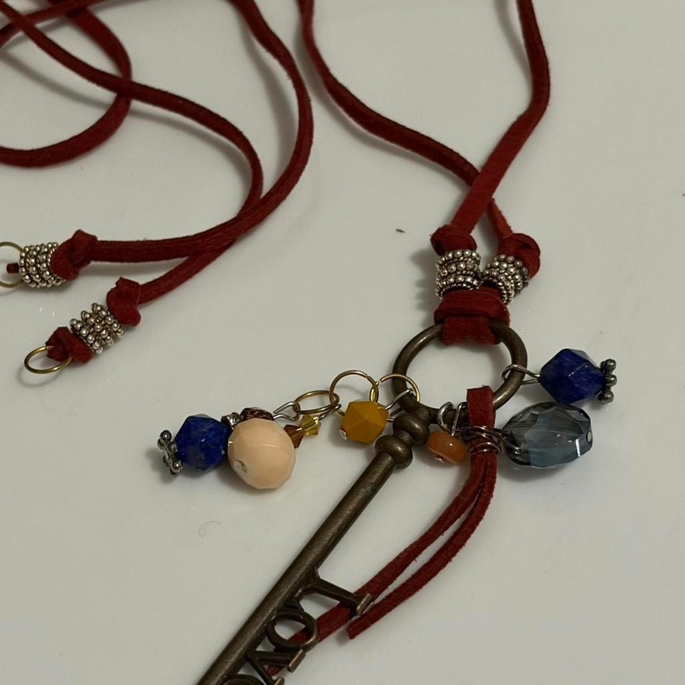 Handmade Boho Layered Burgundy Suede Choker Necklace Love Key Pendant Antique - Picture 3 of 7